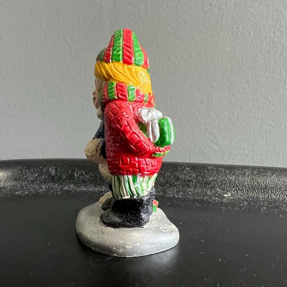 Vintage 1982 Kissing Couple Boy and Girl Figurine - Picture 6 of 7